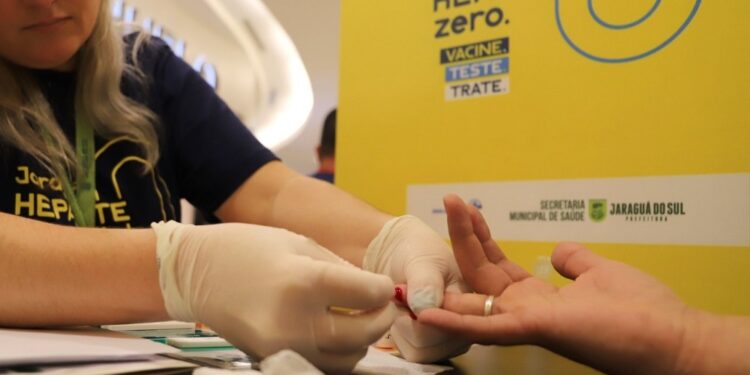 Campanha Jaraguá Hepatite Zero realiza 280 testes no primeiro dia