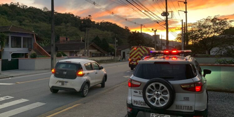 Idosa é atropelada em Jaraguá do Sul