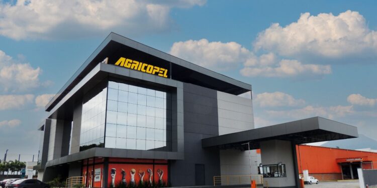 Agricopel chega aos 45 anos, com diversificação de negócios e crescimento de 38%