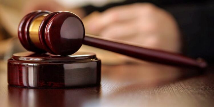 Empresa que limitou ida de atendente ao banheiro é condenada