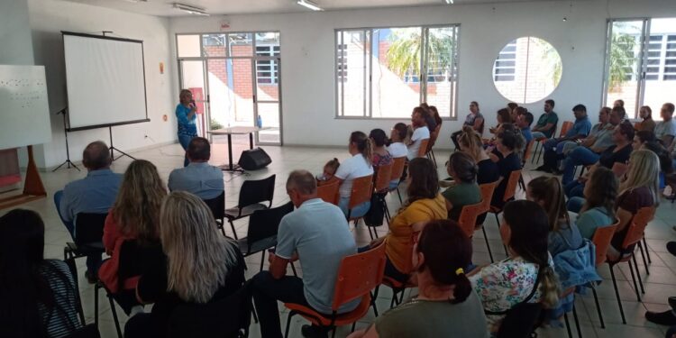 Ameaça de atentado em escola de Schroeder mobiliza pais, professores e direção