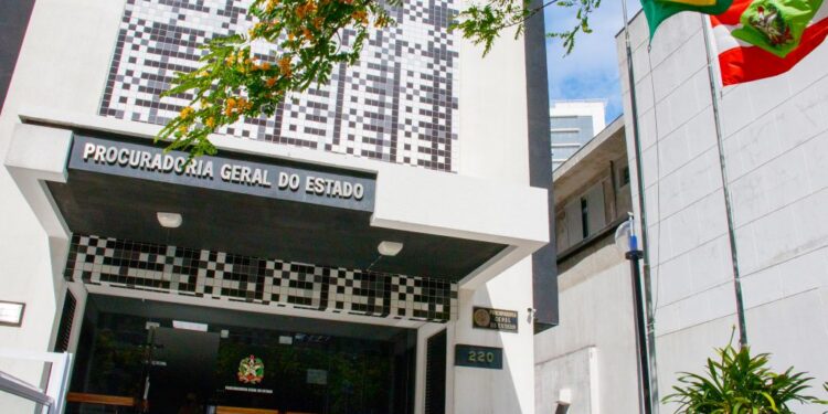 PGE/SC lança novo edital para pagamento de precatórios