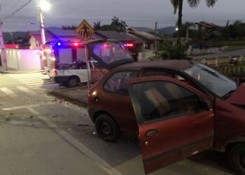 Homem fica gravemente ferido após acidente em Schroeder