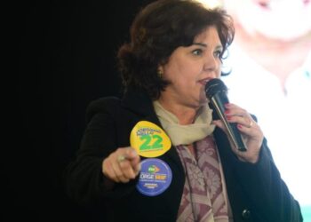 Delegada Marilisa, vice de Jorginho Mello, dá entrevista na 105 FM