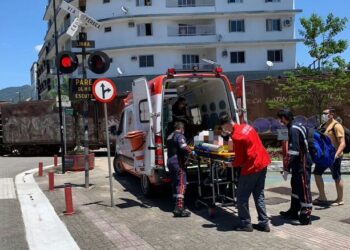 Mulher atropelada pelo trem em Jaraguá do Sul permanece internada