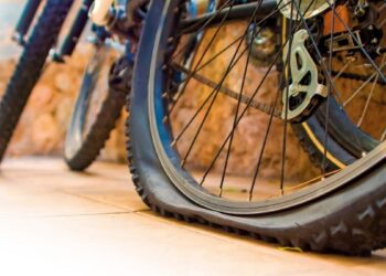 Homem é preso após furar pneus de seis bicicletas de crianças em Schroeder