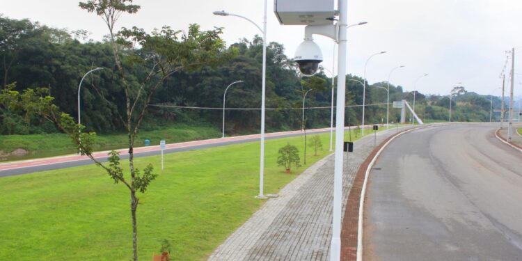 Jaraguá do Sul poderá ter reconhecimento facial nas escolas e locais públicos
