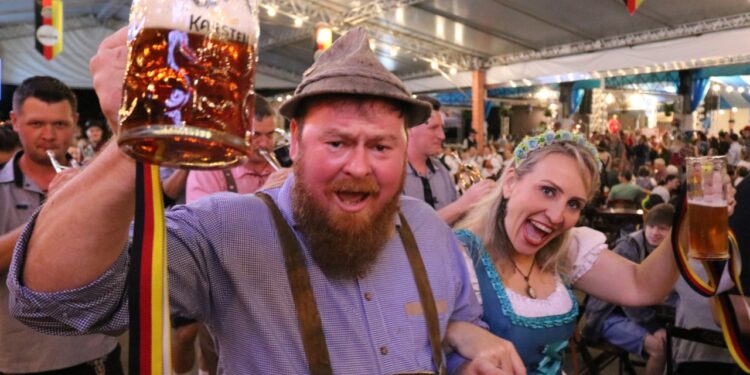 Mais de 40 mil pessoas estiveram na 32ª Schützenfest neste fim de semana