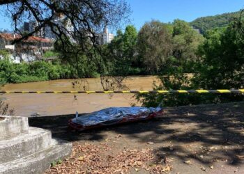 Homem é encontrado morto em rio de Jaraguá do Sul