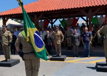 Tenente-coronel Kuze assume o comando do 14º Batalhão de Polícia Militar