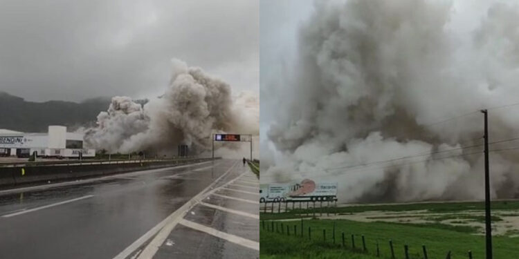 Incêndio e fumaça tóxica interrompem trânsito na BR-101