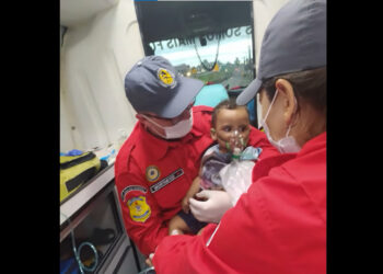 Bebê engasgado é salvo por bombeiros em São João do Itaperiú
