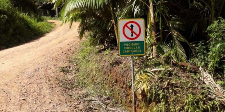 Prefeitura de Jaraguá do Sul impede trânsito de caminhões na estrada Tifa Canudos