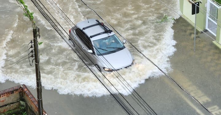 Jaraguá do Sul registra prejuízos após chuva forte nesta segunda-feira (05)