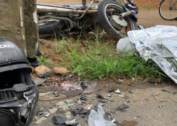 [Fotos] Homem morre em grave acidente na rua Manoel Francisco da Costa, em Jaraguá
