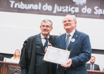Vicente Caropreso recebe terceiro diploma de deputado estadual eleito