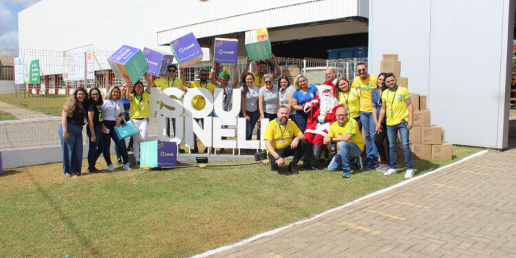 Colaboradores da Lunelli doam mais de 7,9 toneladas de alimentos para a campanha Natal Feliz