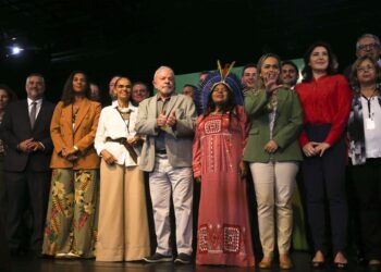 Confira quem são os 37 ministros anunciados por Lula