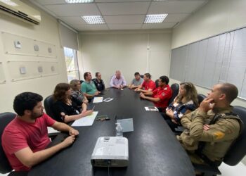 Após reunião de emergência, aulas são suspensas nesta quinta e sexta-feira em Schroeder