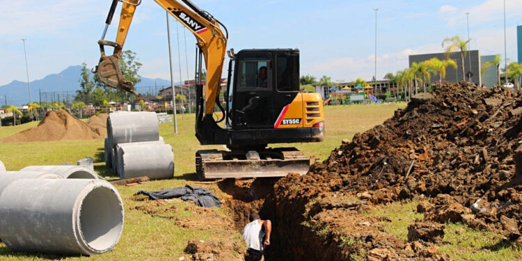 Nova etapa de obras de drenagem inicia no Parque Arena