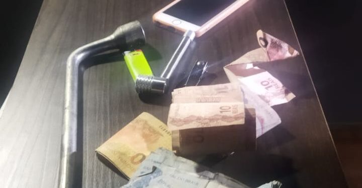 Polícia Militar flagra homem furtando estabelecimento em Massaranduba