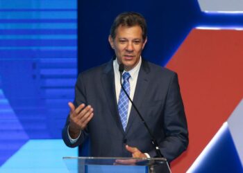 Não existe projeto de moeda única Brasil e Argentina, diz Haddad
