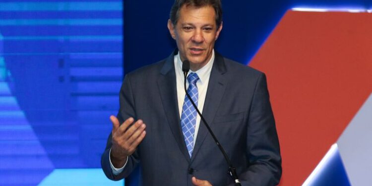 Não existe projeto de moeda única Brasil e Argentina, diz Haddad
