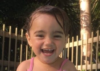 Criança que se afogou na piscina, em Guaramirim, morre no hospital