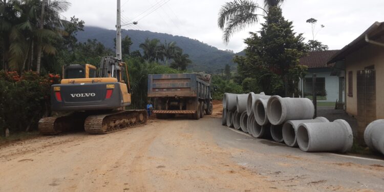 Prefeitura de Jaraguá do Sul inicia pavimentações no Jaraguazinho