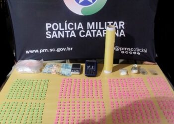 PMs apreendem 2 mil unidades de ecstasy em Jaraguá e Balneário Camboriú