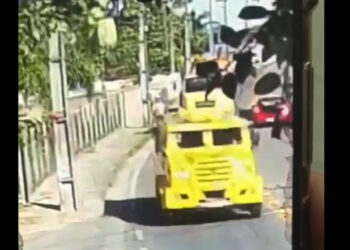 [Vídeo] Homem morre ao ser atingido por sapata de caminhão em Barra do Sul