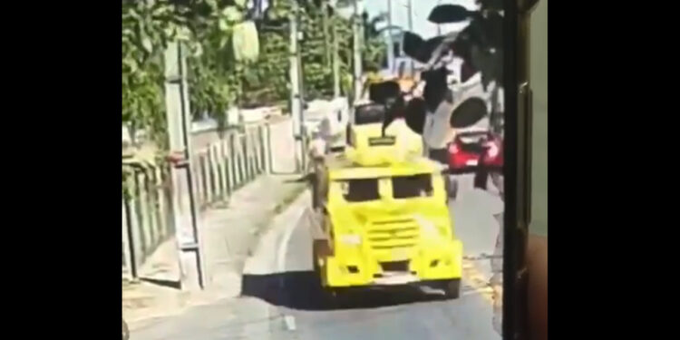 [Vídeo] Homem morre ao ser atingido por sapata de caminhão em Barra do Sul