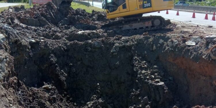 Rompimento de adutora provoca falta de água em Guaramirim