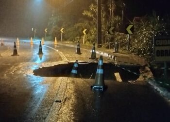 Novo desmoronamento interdita a BR-280, em Corupá