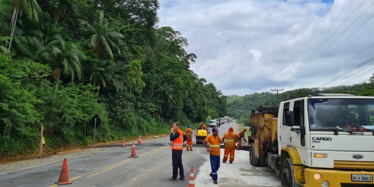 Lombadas na SC-108, em Guaramirim, geram reclamações