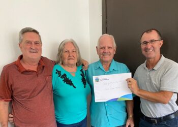 Famílias de Guaramirim recebem título de propriedade de imóveis