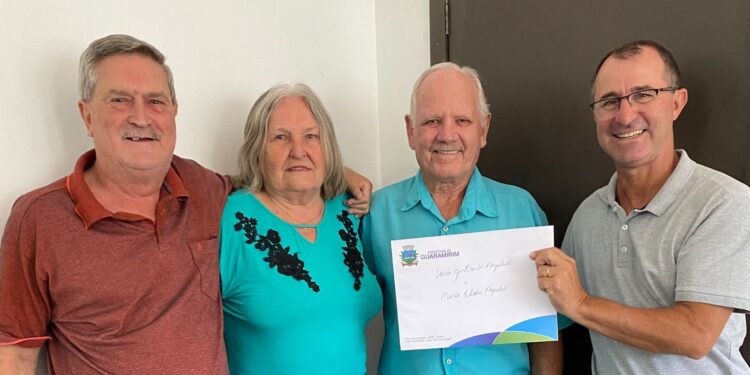 Famílias de Guaramirim recebem título de propriedade de imóveis