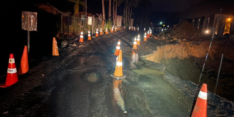 PRF proíbe veículos pesados na BR-280, em Corupá, durante o Carnaval
