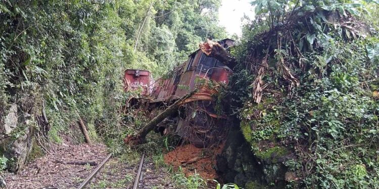 Queda de barreiras provocou descarrilamento de trem entre Corupá e São Bento do Sul