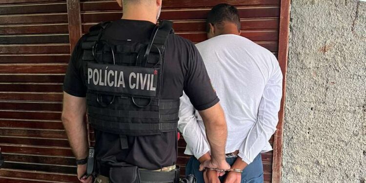 [Fotos] Dupla é presa em Joinville suspeita de tentar matar vendedor em Jaraguá