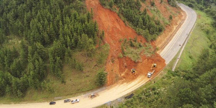 BR-280 segue totalmente interditada na Serra de Corupá