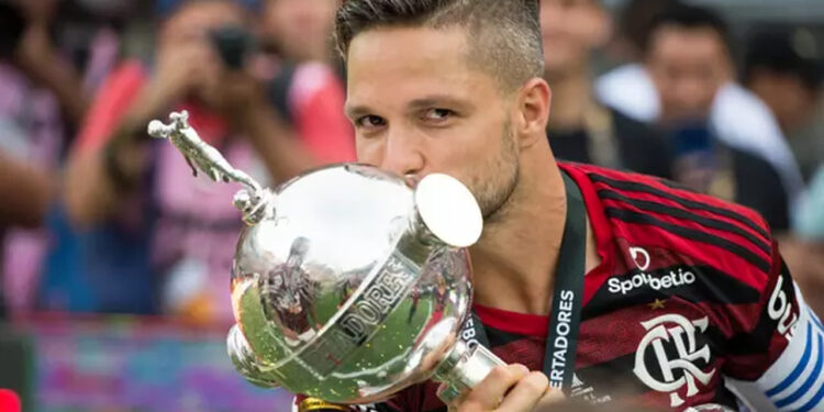 Ex-Flamengo e Santos, Diego Ribas estará em Jaraguá do Sul