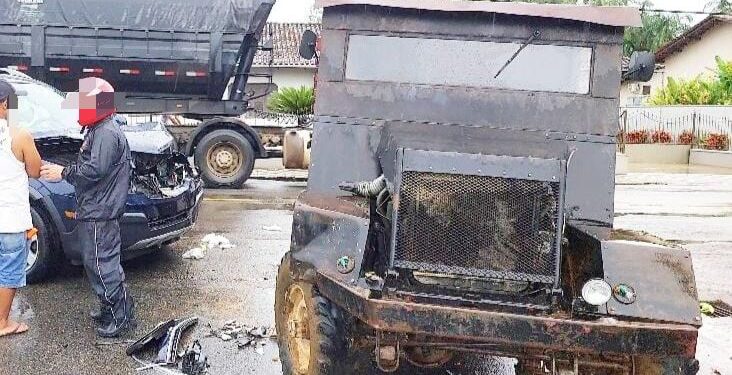 Idosa fica ferida após acidente envolvendo tobata em Jaraguá do Sul