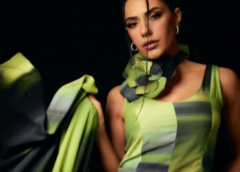 Lez a Lez estreia no Baile da Vogue com look de Jade Magalhães