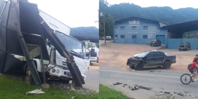 [Fotos] Caminhão e carro se envolvem em acidente na BR-280, em Corupá