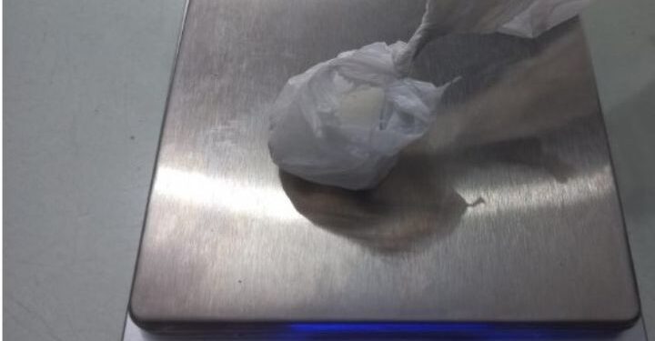 Casal é detido por posse de cocaína em Guaramirim