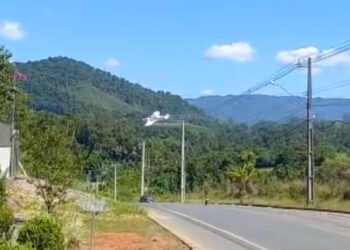 Vídeo mostra avião antes de queda em Corupá