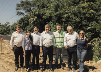 Lunelli e Caropreso visitam obras na região com secretário de Infraestrutura de SC