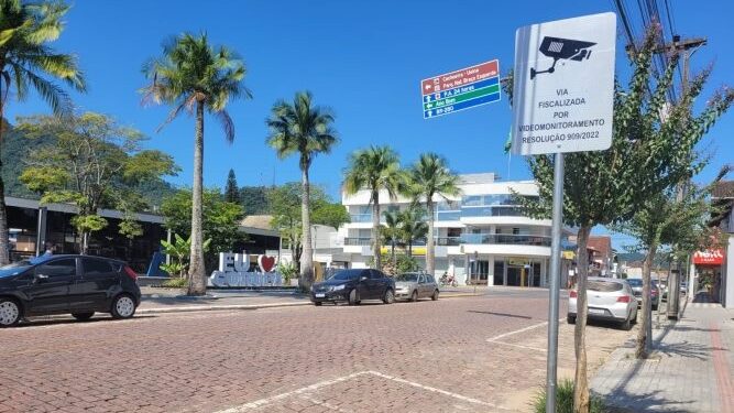 Corupá implementa fiscalização de trânsito por câmeras