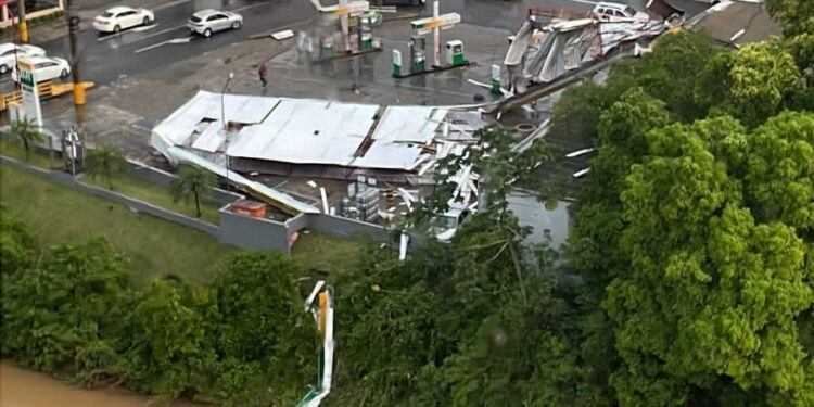 [Vídeos e fotos] Chuva deixa rastro de destruição em Jaraguá do Sul